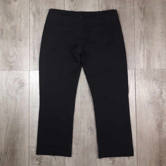 Lululemon | Black Power Up Cropped straight leg leggings - Picture 14 of 14